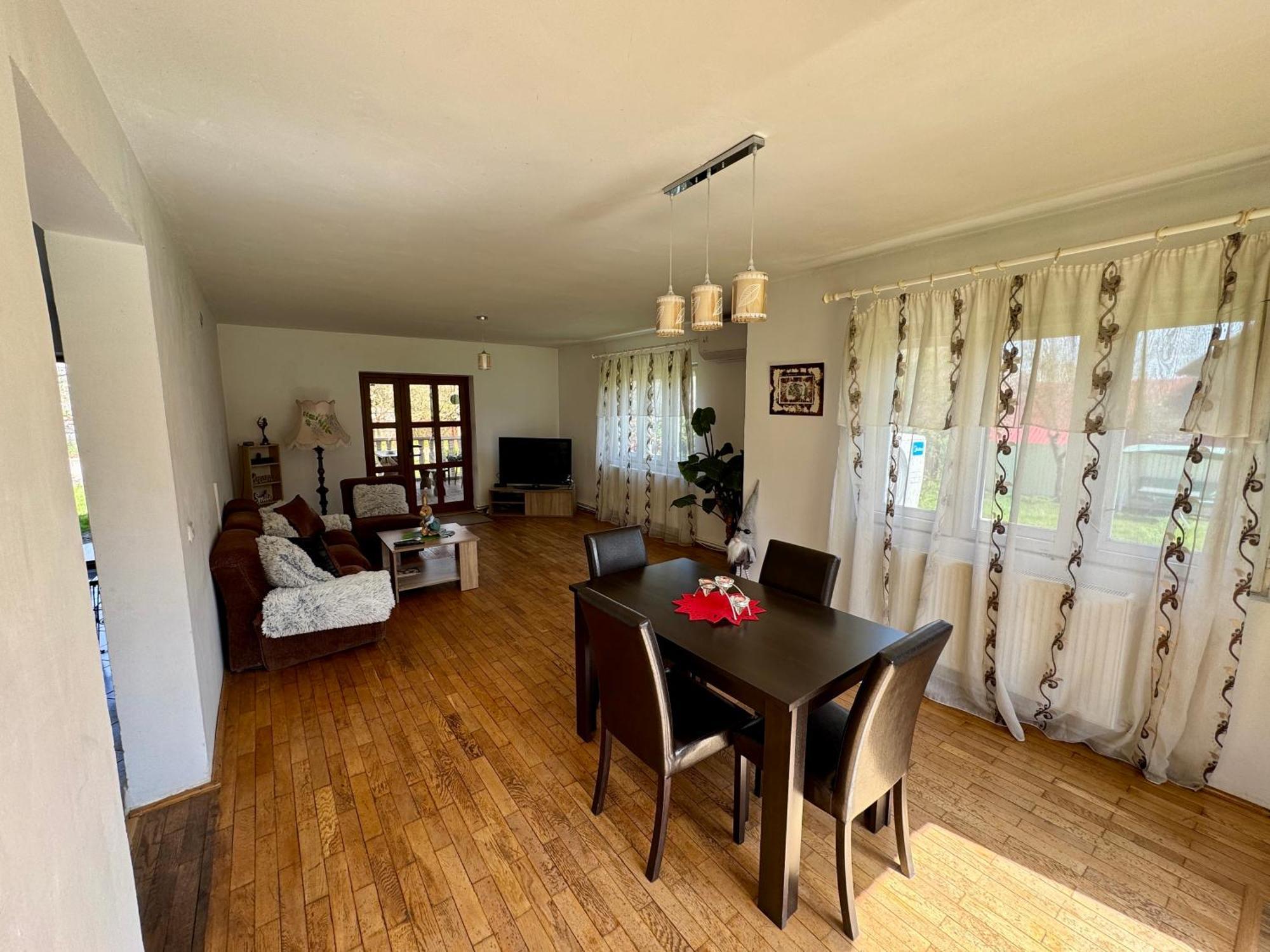 Vila Cozy, Panorama Superba, Gratar Si Relaxare Piatra Neamt Exterior photo